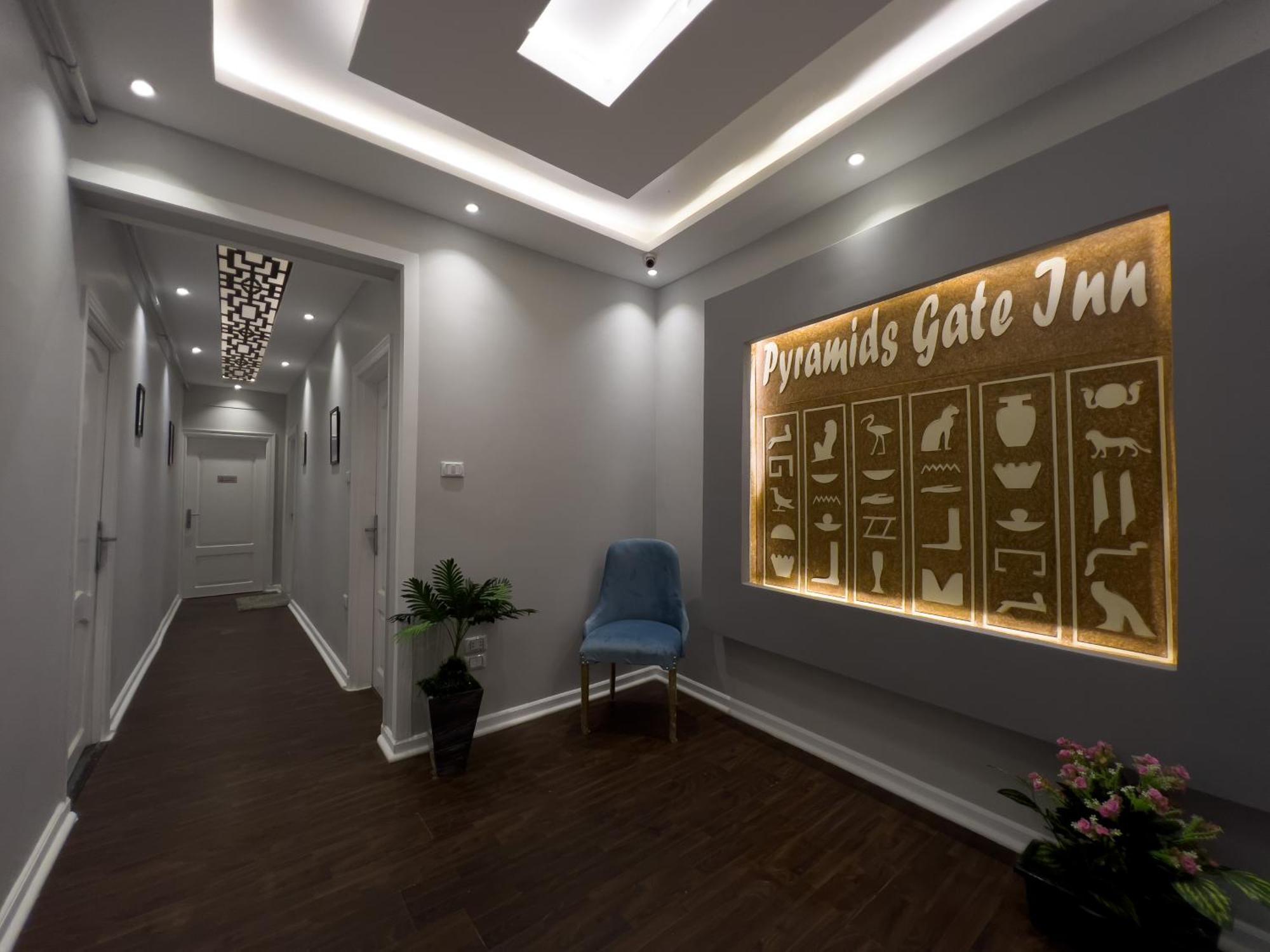 Pyramids Gate Hotel Kafrat al Jabal Bagian luar foto